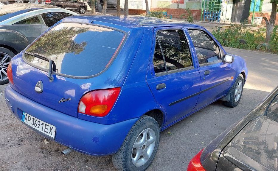 Продам Ford Fiesta 1998 года в Запорожье