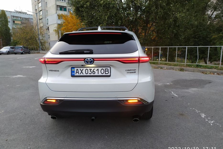 Продам Toyota Venza 2021 года в Харькове