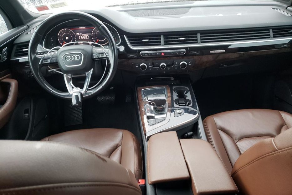 Продам Audi Q7 2018 года в Киеве