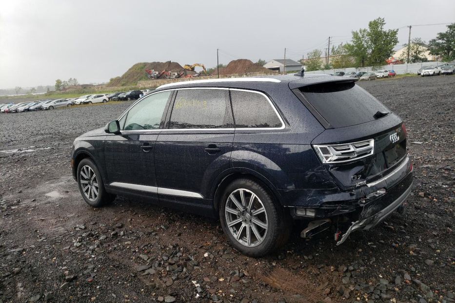 Продам Audi Q7 2018 года в Киеве