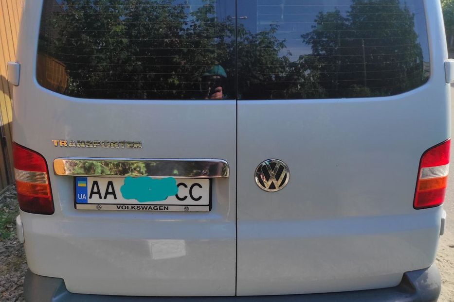 Продам Volkswagen T5 (Transporter) пасс. 2008 года в Киеве