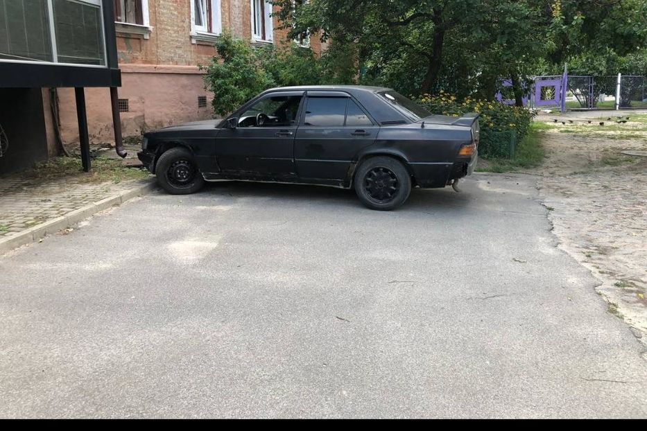 Продам Mercedes-Benz 190 1988 года в Харькове