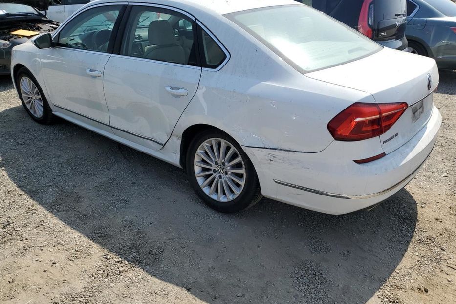 Продам Volkswagen Passat B7 2017 года в Луцке