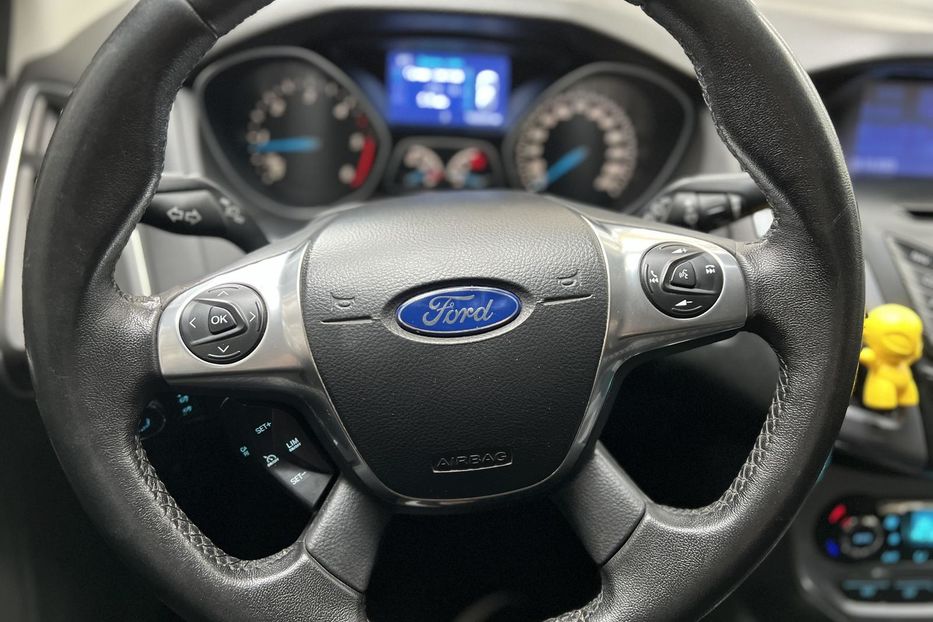 Продам Ford Focus 2013 года в Сумах