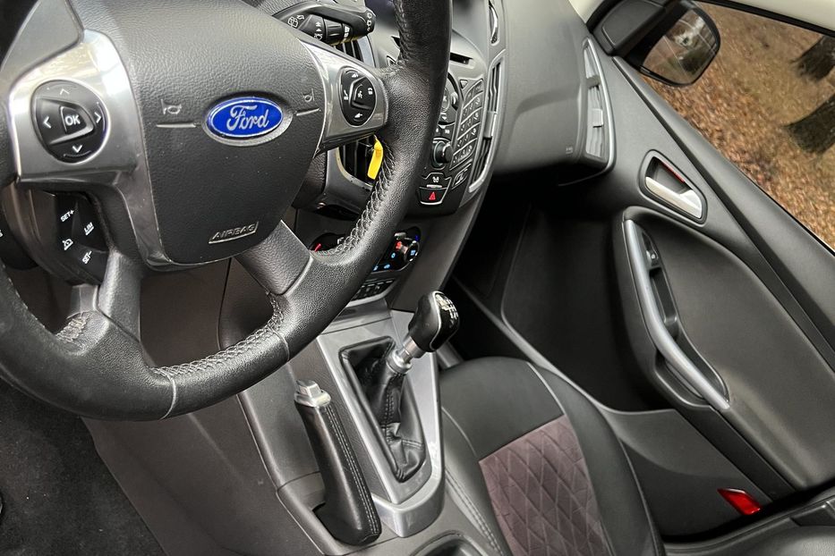 Продам Ford Focus 2013 года в Сумах