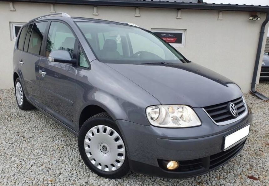 Продам Volkswagen Touran 2006 года в Одессе