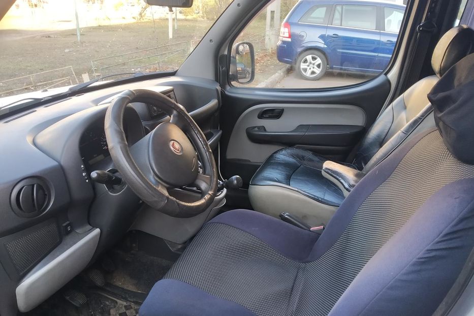 Продам Fiat Doblo пасс. 2008 года в Киеве