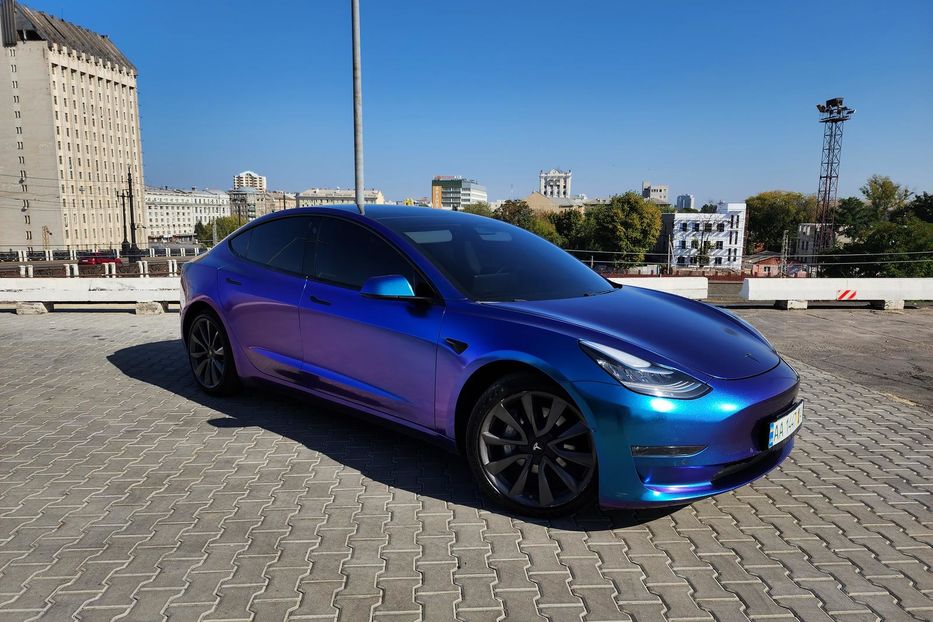 Продам Tesla Model 3 Performance 2018 года в Харькове