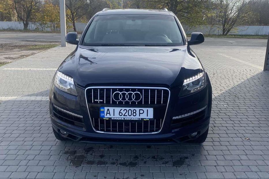 Продам Audi Q7 2015 года в Киеве