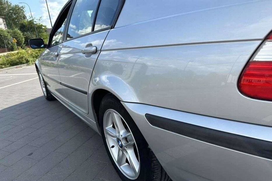 Продам BMW 318 i 2003 года в Харькове