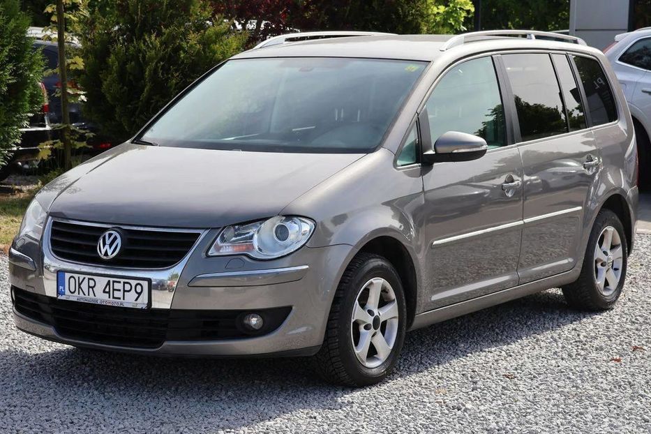 Продам Volkswagen Touran 2009 года в Черкассах