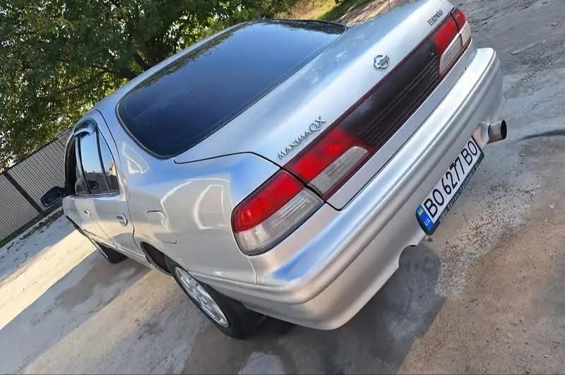 Продам Nissan Maxima 1998 года в Черновцах