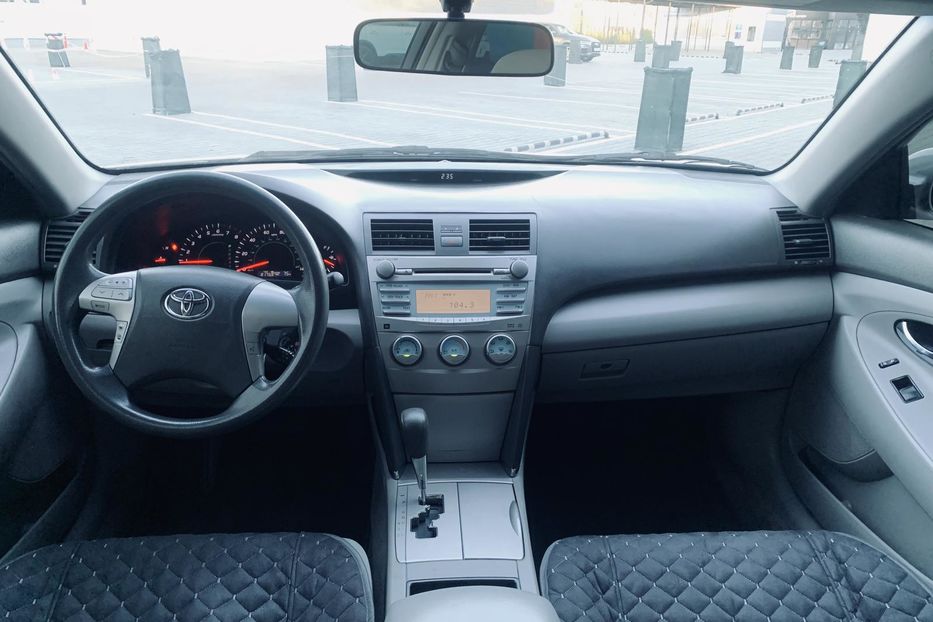 Продам Toyota Camry 2008 года в Одессе