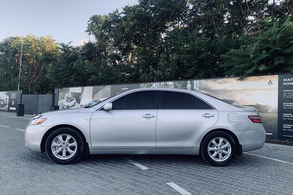 Продам Toyota Camry 2008 года в Одессе