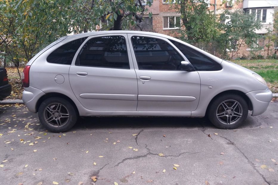 Продам Citroen C3 Picasso 2003 года в Киеве