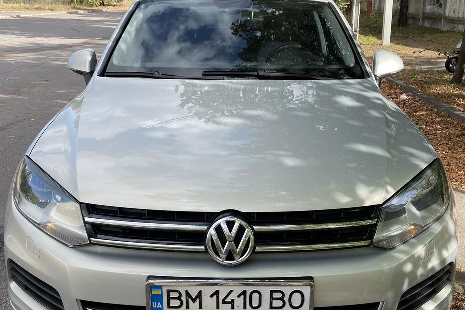 Продам Volkswagen Touareg 2012 года в Киеве