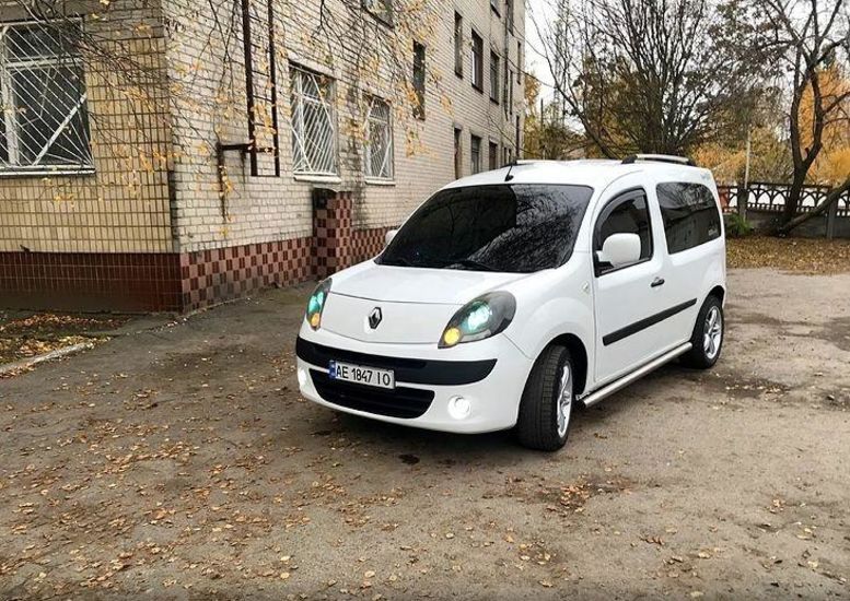 Продам Renault Kangoo пасс. 2011 года в г. Олевск, Житомирская область