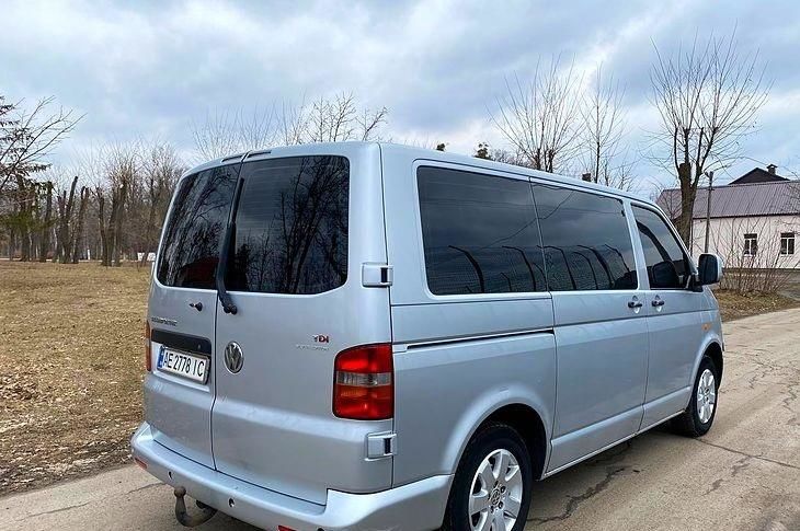 Продам Volkswagen T5 (Transporter) пасс. 2006 года в г. Бершадь, Винницкая область