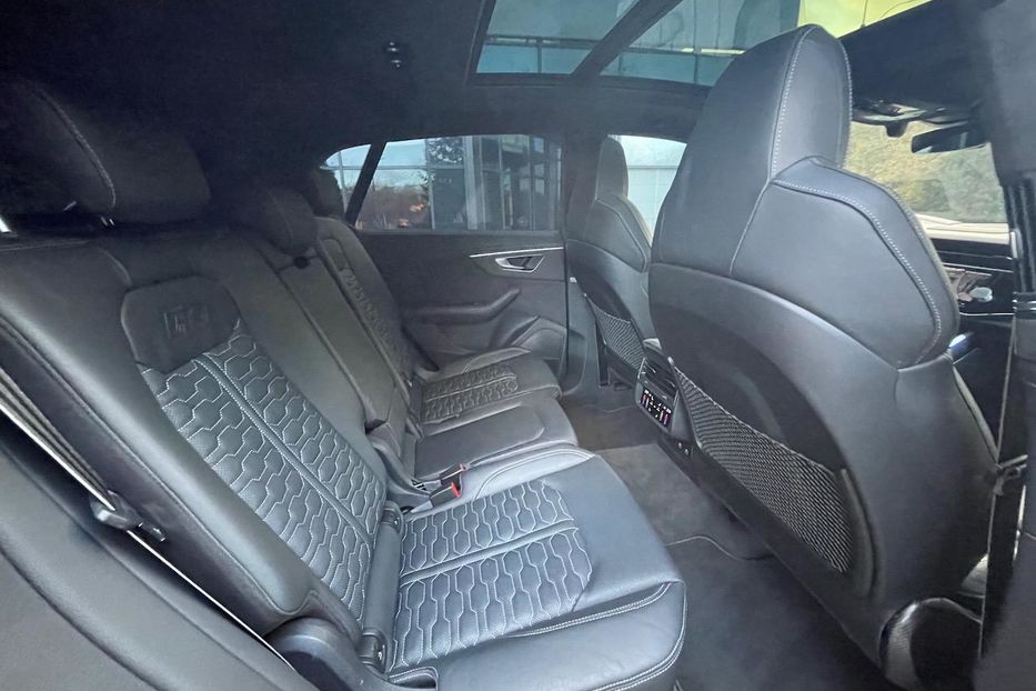 Продам Audi RS Q8 2021 года в Киеве