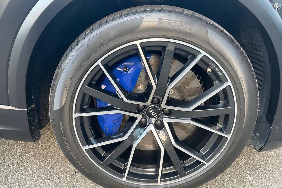 Продам Audi RS Q8 2021 года в Киеве