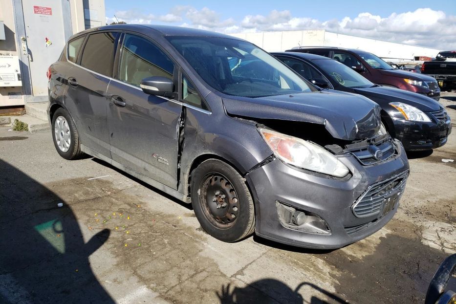 Продам Ford C-Max 2013 года в Луцке