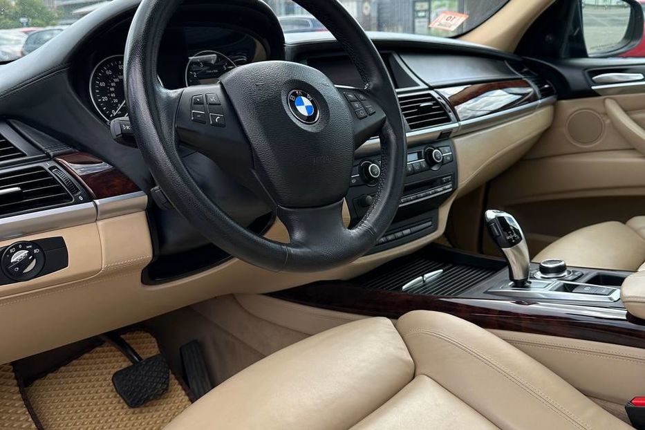 Продам BMW X5 2012 года в г. Жидачев, Львовская область