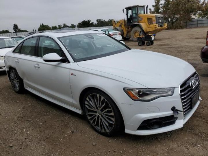 Продам Audi A6 2017 года в Луцке