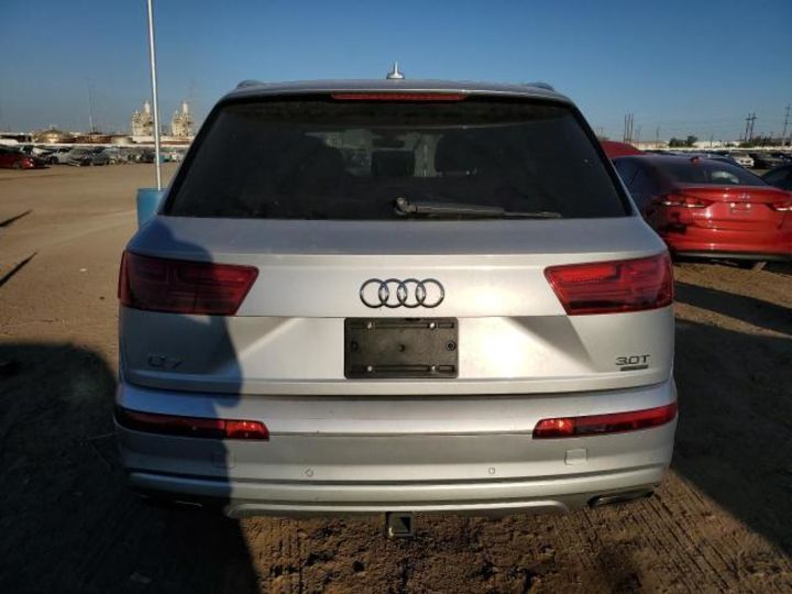 Продам Audi Q7 2017 года в Киеве