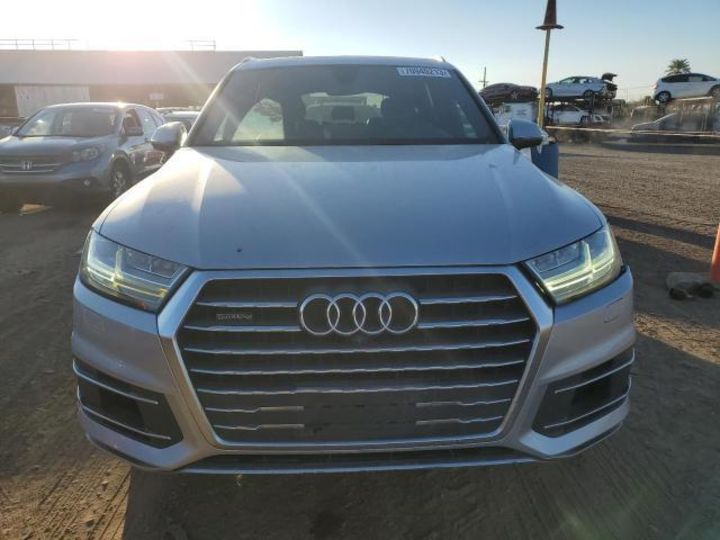 Продам Audi Q7 2017 года в Киеве