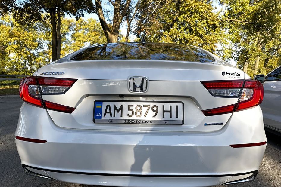 Продам Honda Accord EXL HYBRID 2018 года в Киеве