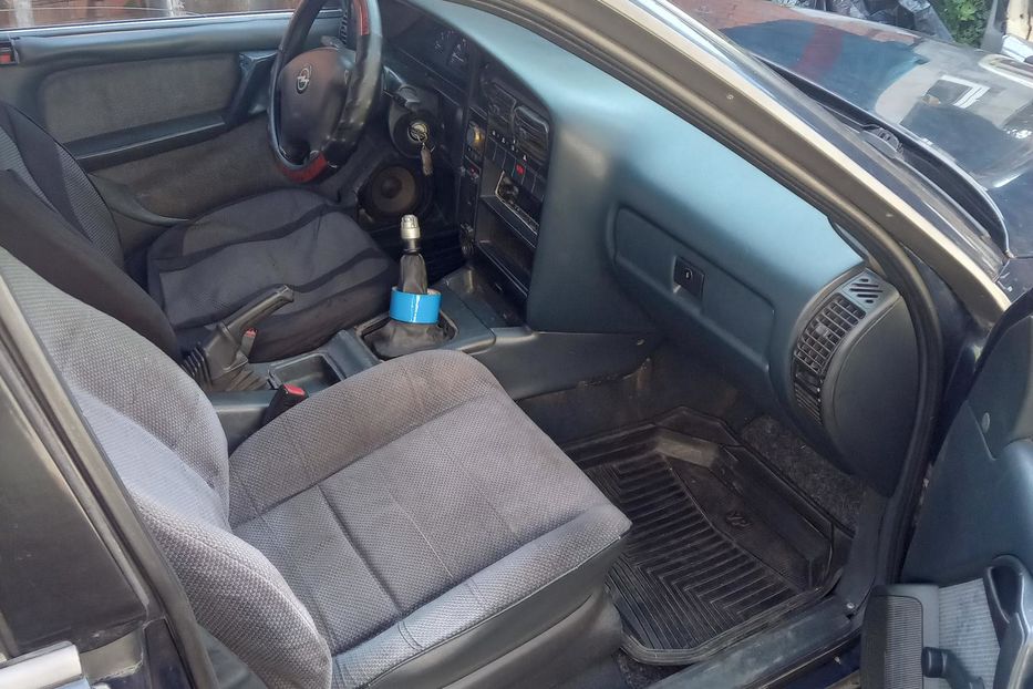 Продам Opel Omega 1991 года в Харькове