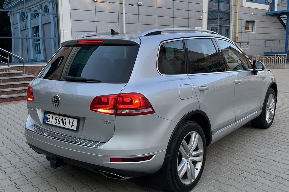 Продам Volkswagen Touareg 2012 года в Полтаве