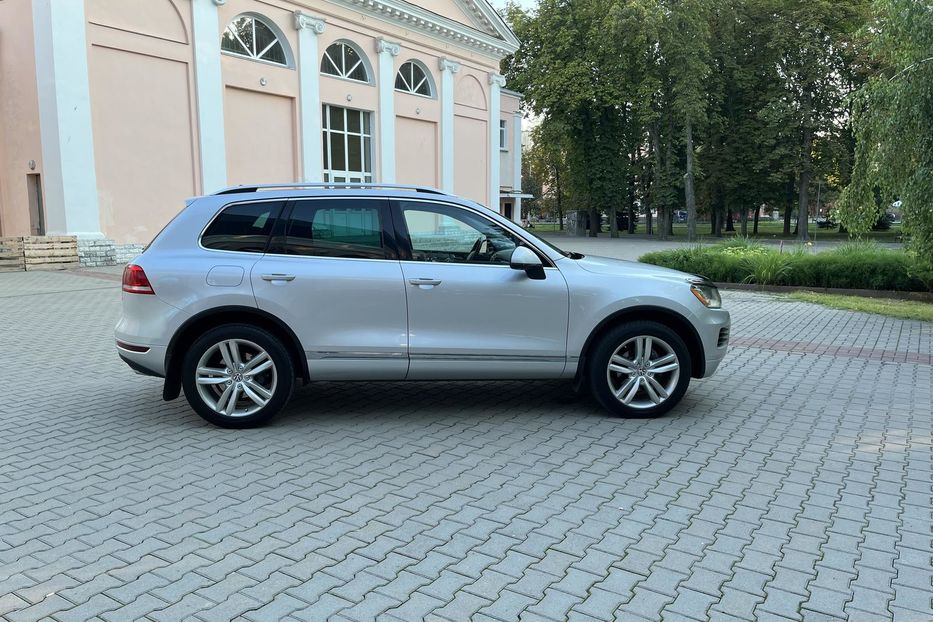 Продам Volkswagen Touareg 2012 года в Полтаве