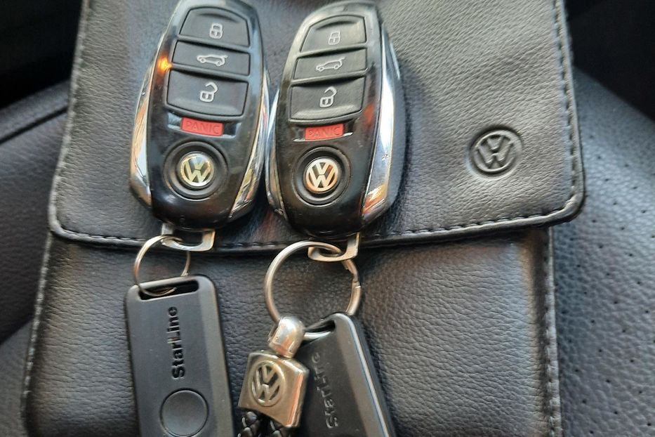 Продам Volkswagen Touareg 2012 года в Полтаве