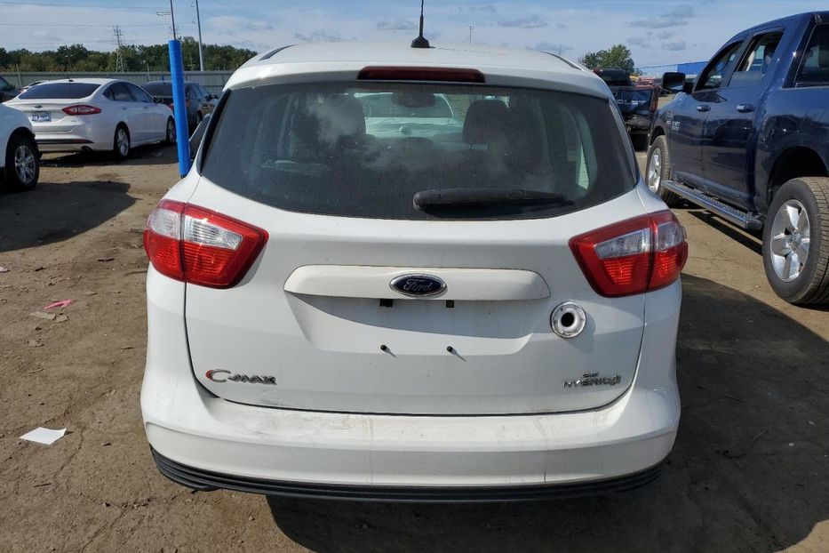 Продам Ford C-Max 2012 года в Луцке