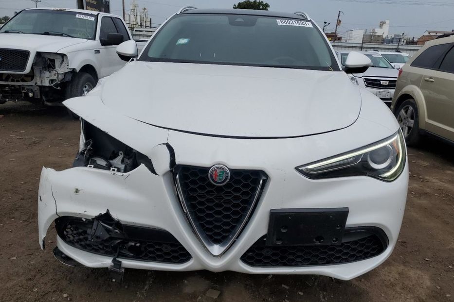Продам Alfa Romeo Stelvio 2019 года в Луцке