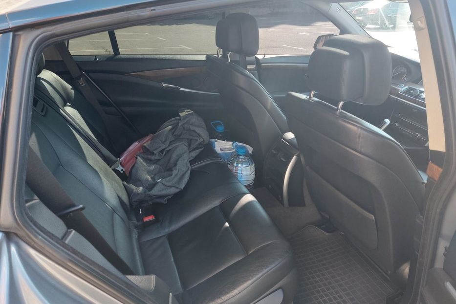 Продам BMW 5 Series GT Gran Turismo 530 D 2010 года в Киеве