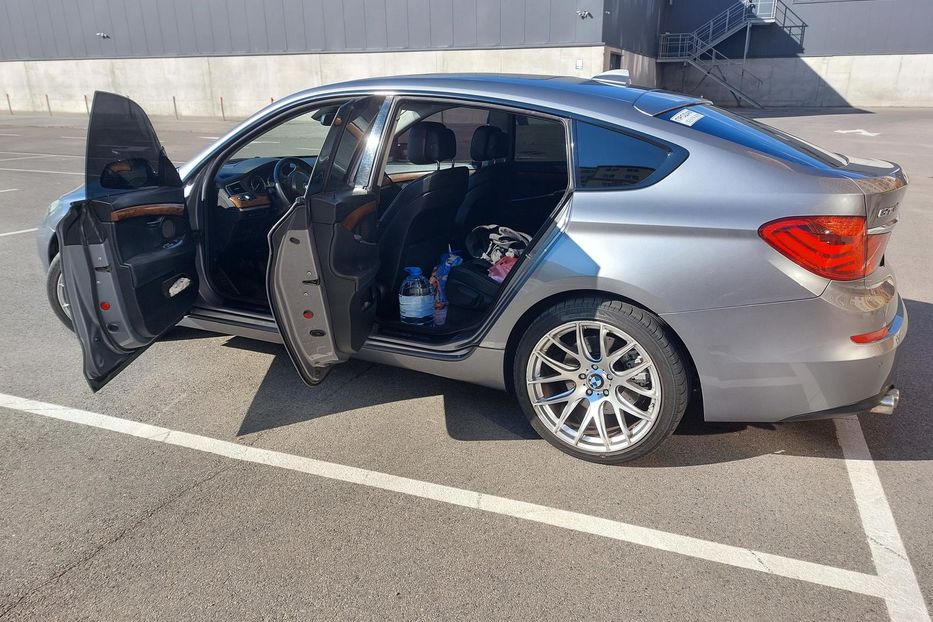 Продам BMW 5 Series GT Gran Turismo 530 D 2010 года в Киеве