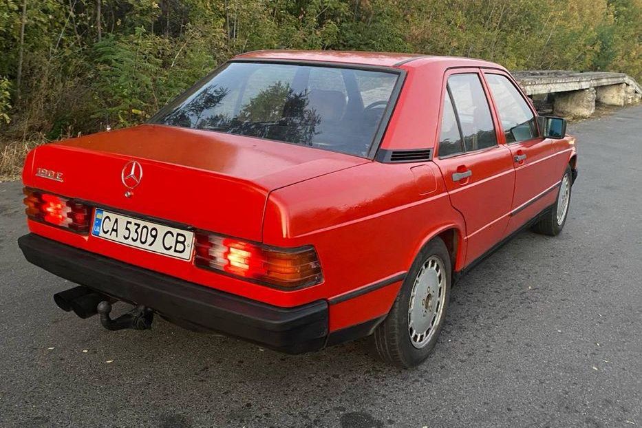 Продам Mercedes-Benz E-Class 190 1988 года в г. Умань, Черкасская область