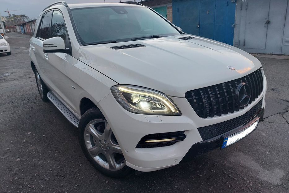 Продам Mercedes-Benz ML 350 BLUETEC 2013 года в Киеве