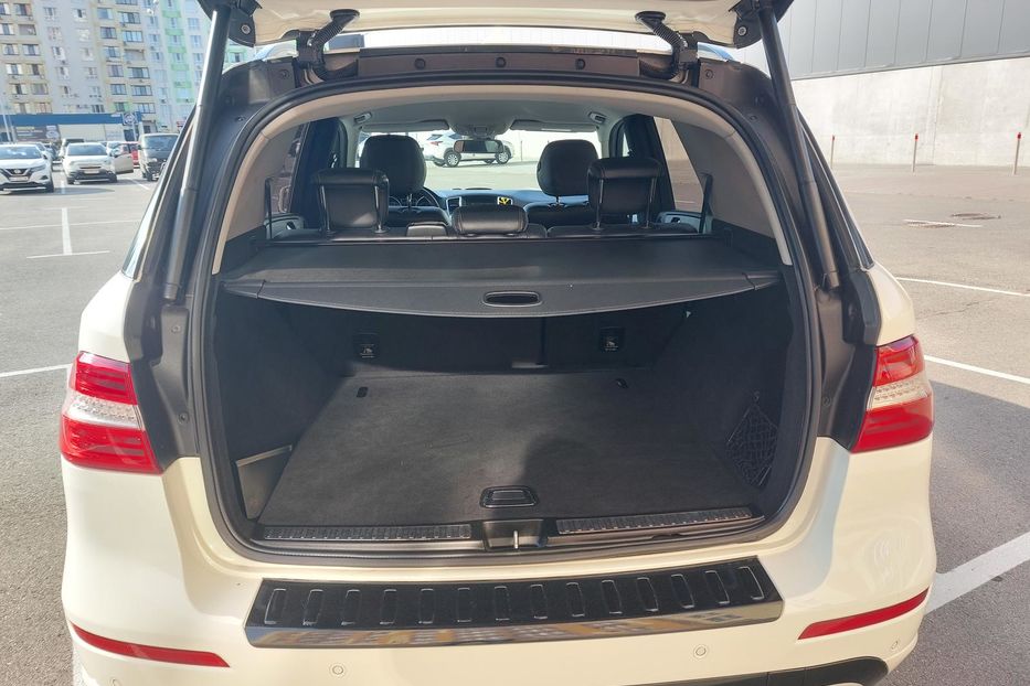 Продам Mercedes-Benz ML 350 BLUETEC 2013 года в Киеве