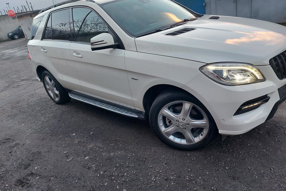 Продам Mercedes-Benz ML 350 BLUETEC 2013 года в Киеве