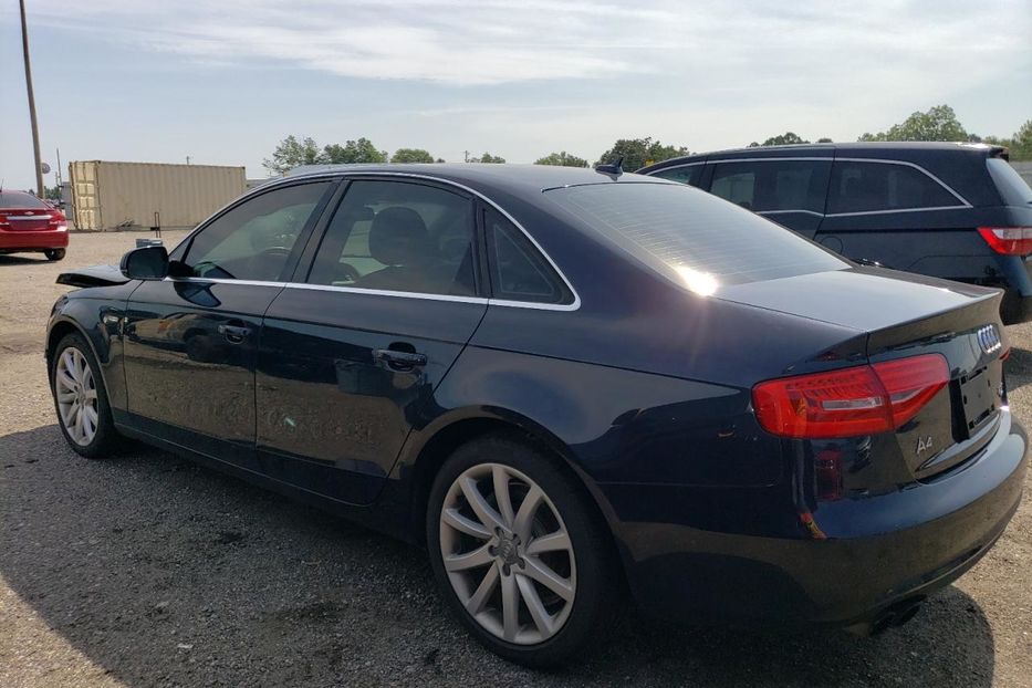 Продам Audi A4 2014 года в Луцке