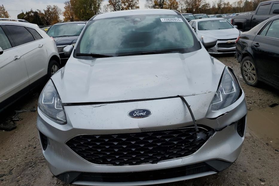 Продам Ford Escape 2020 года в Луцке