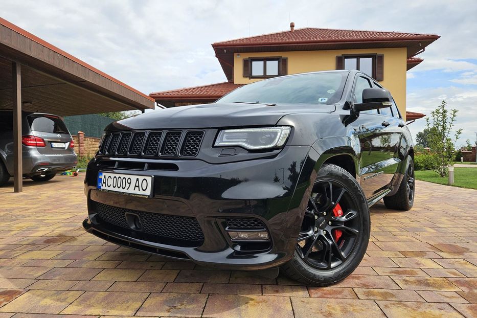 Продам Jeep Grand Cherokee SRT 2016 года в г. Владимир-Волынский, Волынская область