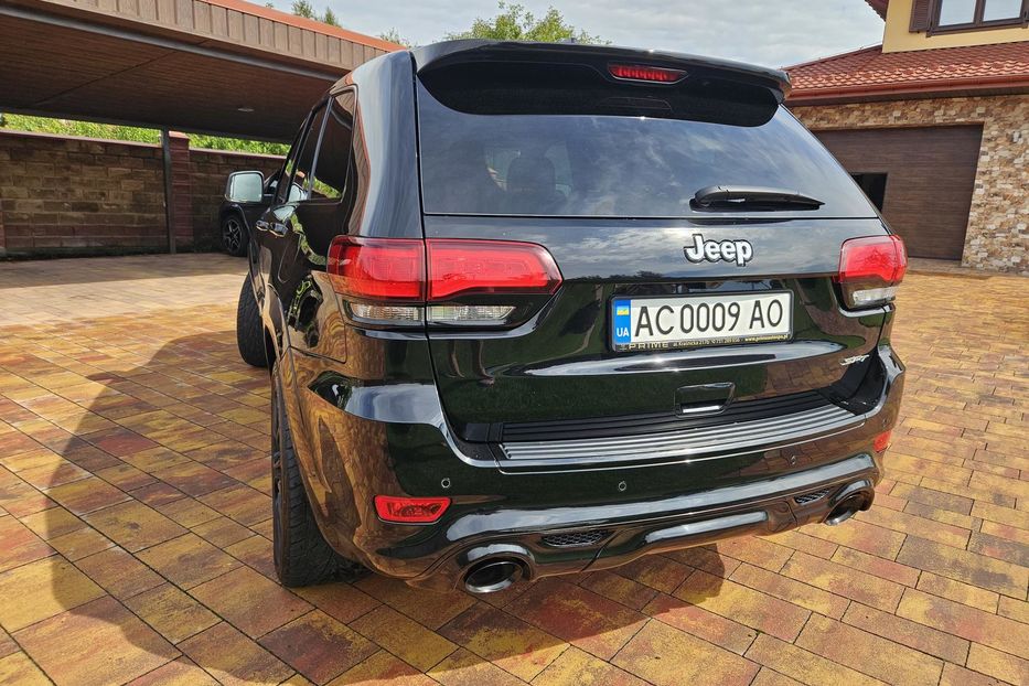 Продам Jeep Grand Cherokee SRT 2016 года в г. Владимир-Волынский, Волынская область