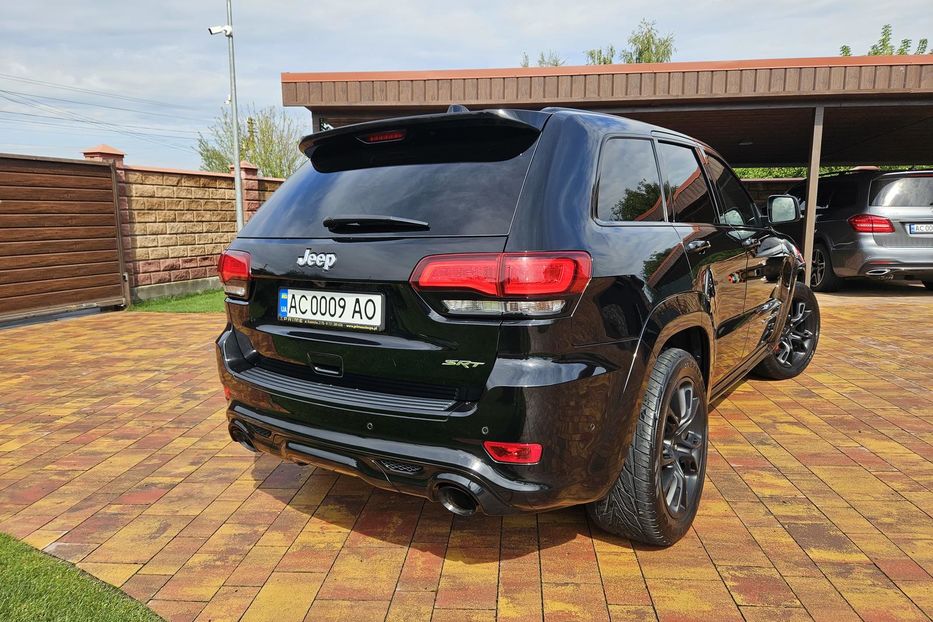 Продам Jeep Grand Cherokee SRT 2016 года в г. Владимир-Волынский, Волынская область