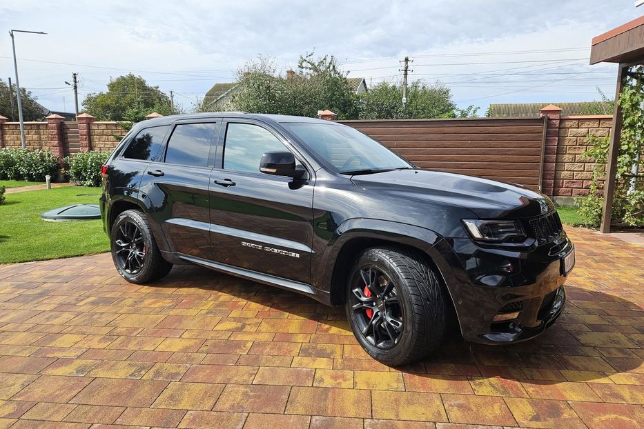 Продам Jeep Grand Cherokee SRT 2016 года в г. Владимир-Волынский, Волынская область