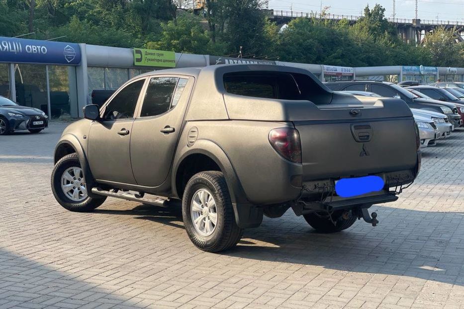 Продам Mitsubishi L 200 2006 года в Запорожье