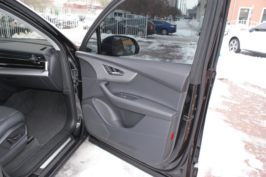 Продам Audi Q7 2022 года в Одессе
